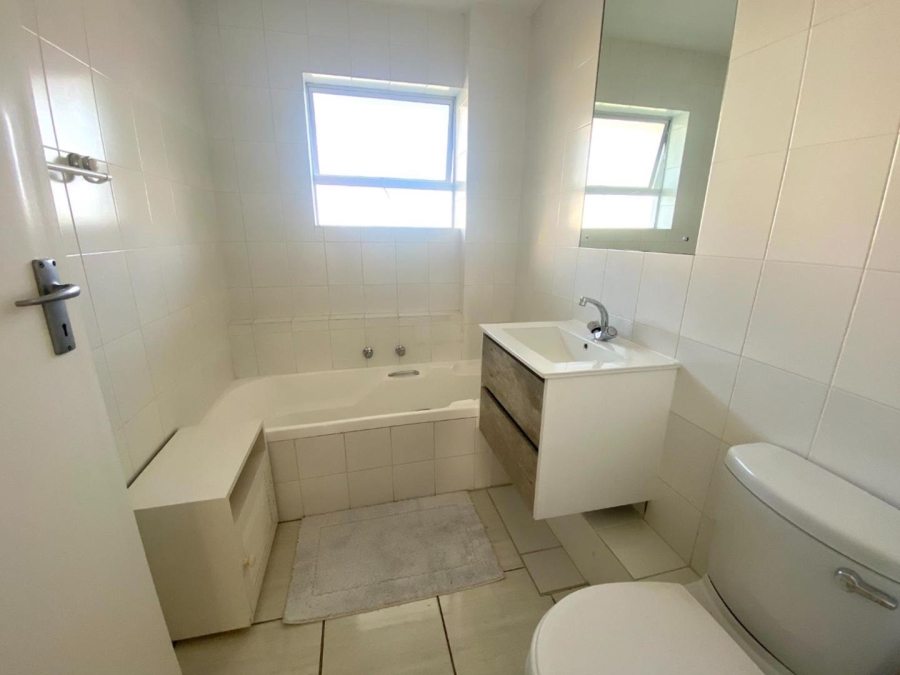 To Let 2 Bedroom Property for Rent in Hout Bay Western Cape